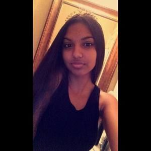 Meet your Posher, Naomi